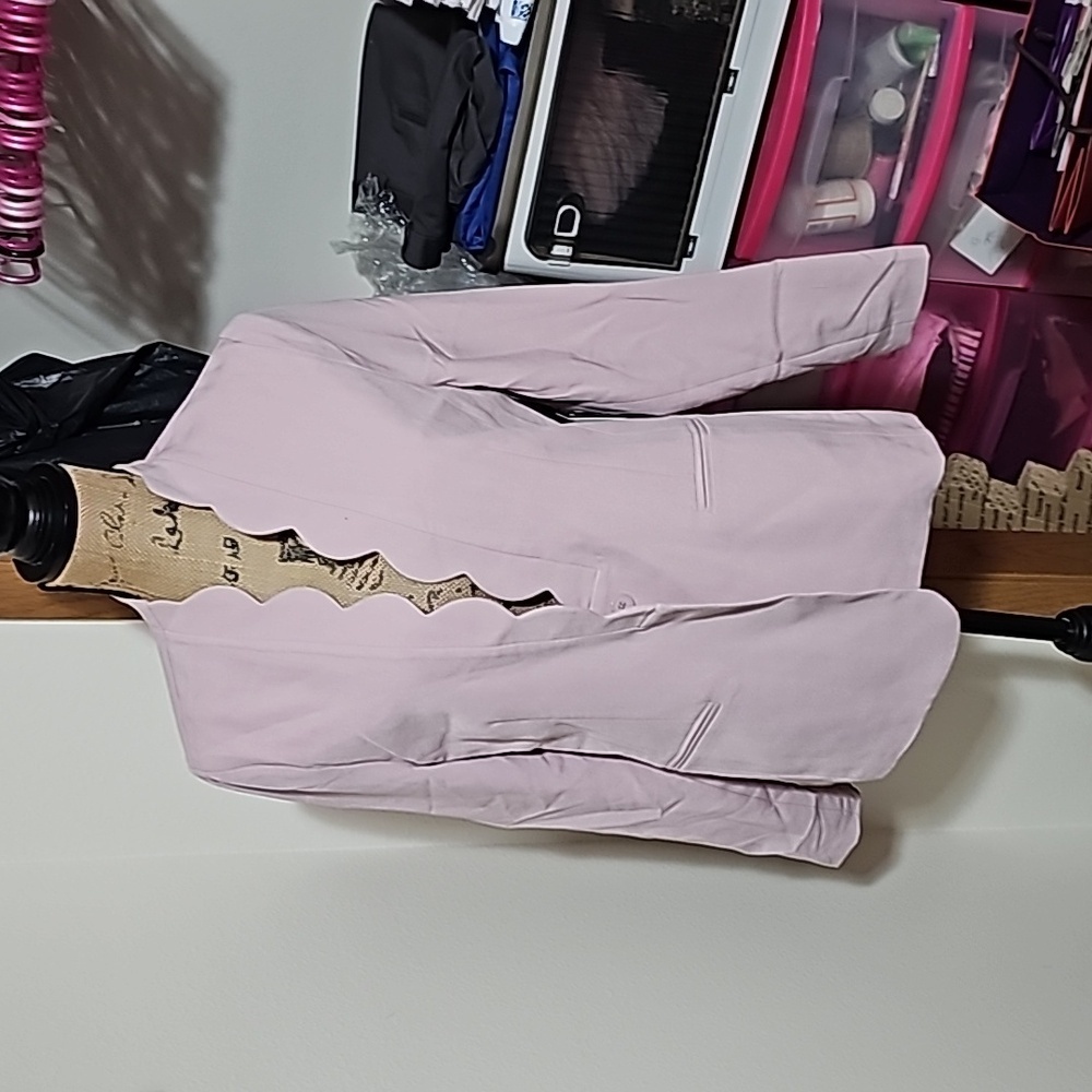 Nwt large light rose pink doe & Rae blazer.